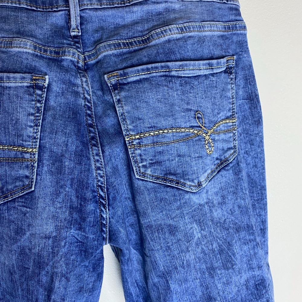 Denizen women Levi Skinny distressed stone wash jeans sz 11/w30. - Picture 7 of 8